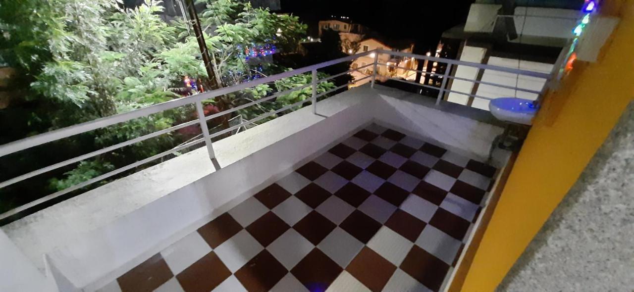 Holiday home Trimurti *